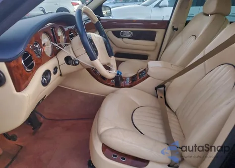 2000 Bentley Arnage z USA, uszkodzony, nr VIN SCBLC31E2YCX05198